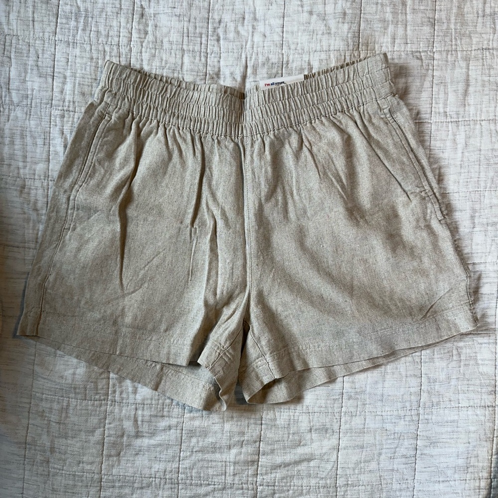 Old navy cream linen shorts